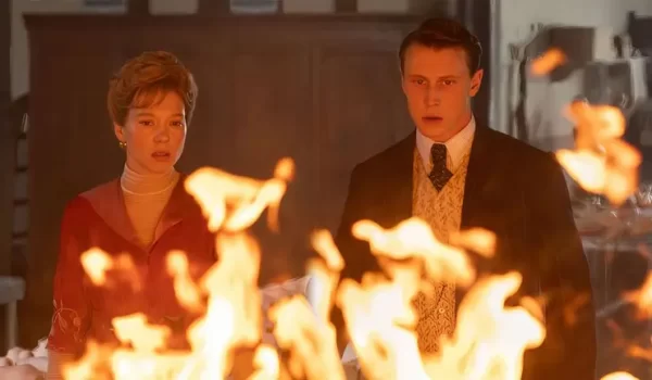 the-beast-stars-george-mackay-léa-seydoux